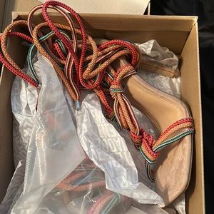 Steve Madden string up heels